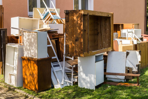 Best Basement Cleanout  in Northport, AL